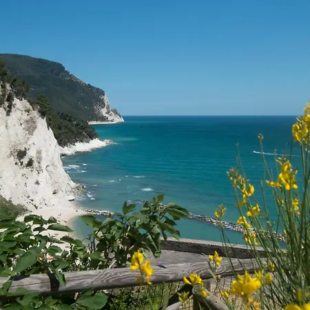 635 - Bilocale A Al Villaggio Rosa, Con Giardino E Barbecue In Muratura, Climatizzato - E Navetta Privata Inclusa Al White Club *